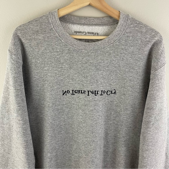 ARIANA GRANDE Light Grey No Tears Left To Cry Oversized Pullover Sweatshirt - Picture 6 of 11